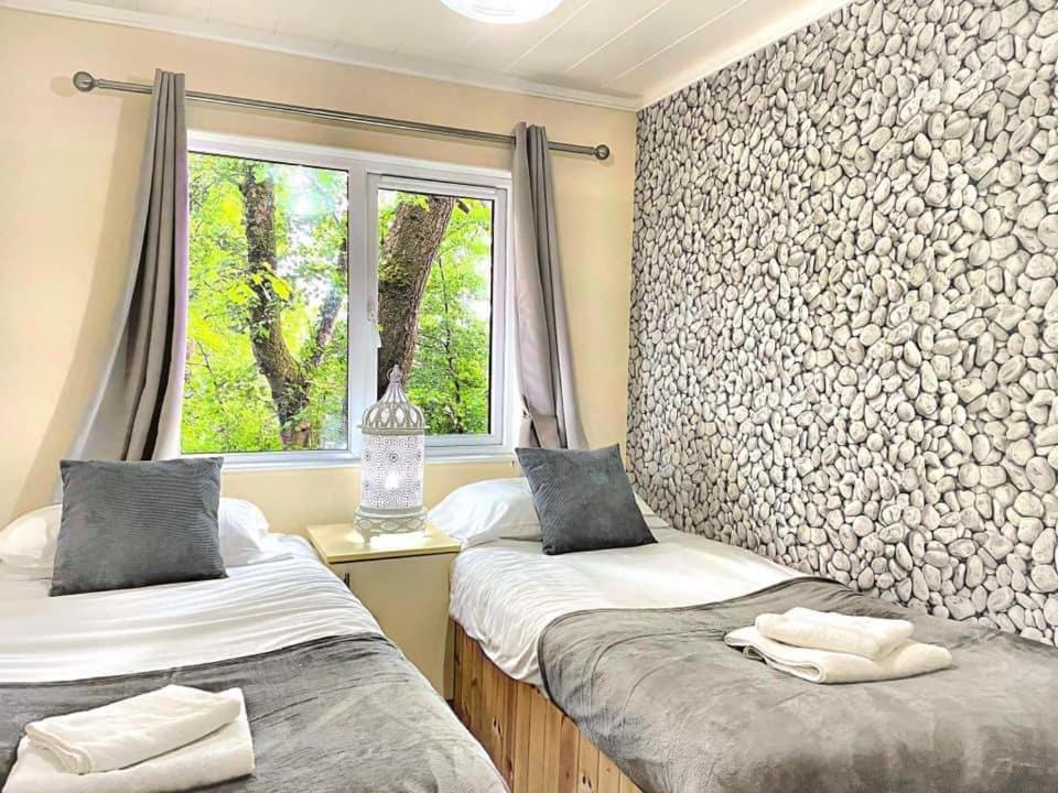 Woodland View -Hot Tub-Tenby-Carmarthen-St Clears Eksteriør billede
